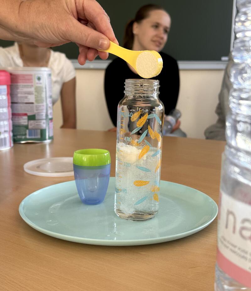 CAP AEPE, atelier autour du biberon