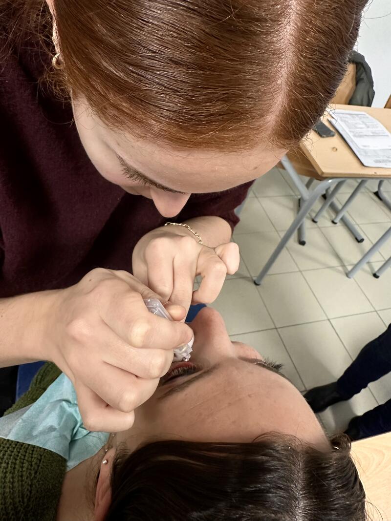 Atelier soins oculaires pour les stagiaires Aide-Soignant