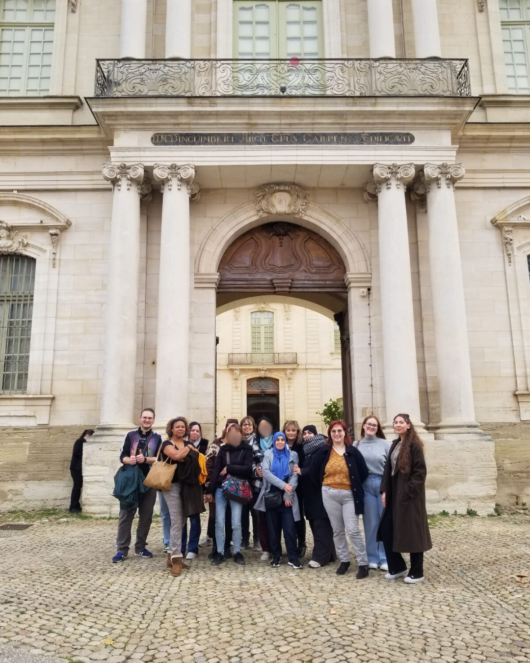 Visite pédagogique des stagiaires AES à la Bibliothèque Inguimbertine